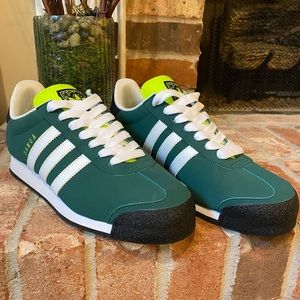 Adidas Men’s Samoa Sneakers - Men’s size 8